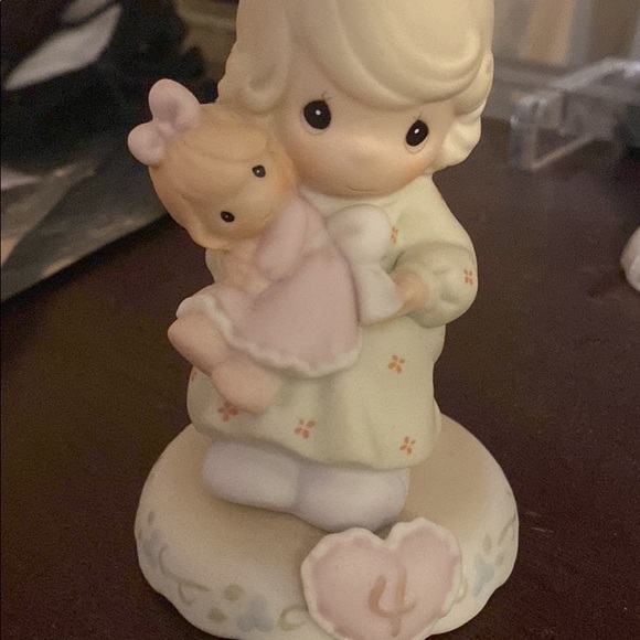 Precious moments ages 1-16 - Picture 5 of 12